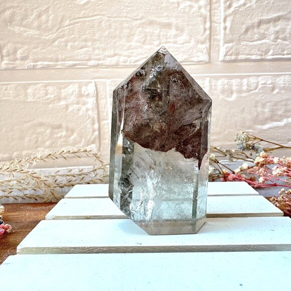 Garden Quartz Polished Point - Picture 8 of 9